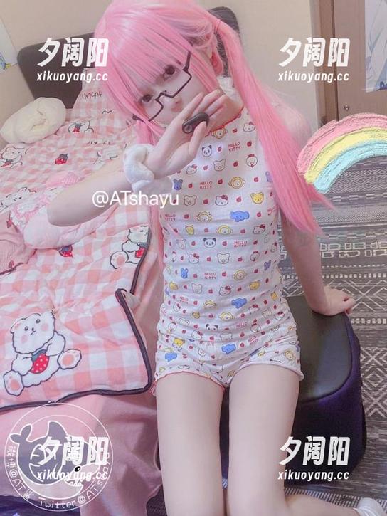 AT鲨的新职业装，原图直接看不如更新来的直接