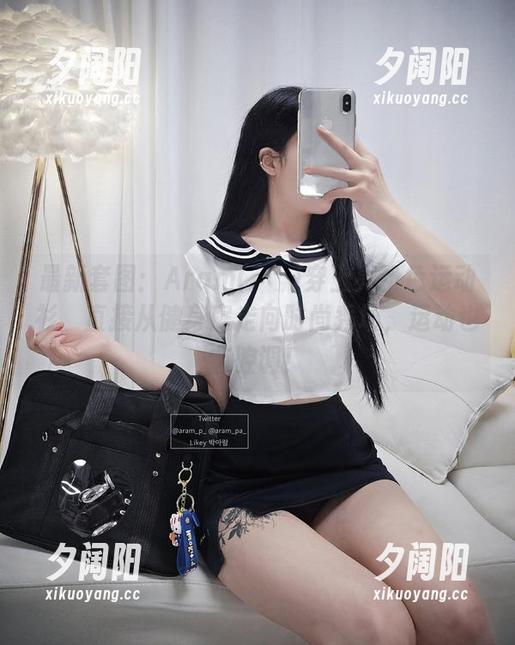 最新套图：Aram(아람)穿上亮粉色运动衫，直接从健身房走向时尚秀场，运动也有腔调！