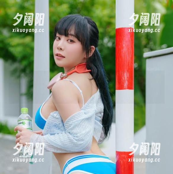 Dami(퀸다미)化身雪夜女神，一起cos圣诞奇遇图集！