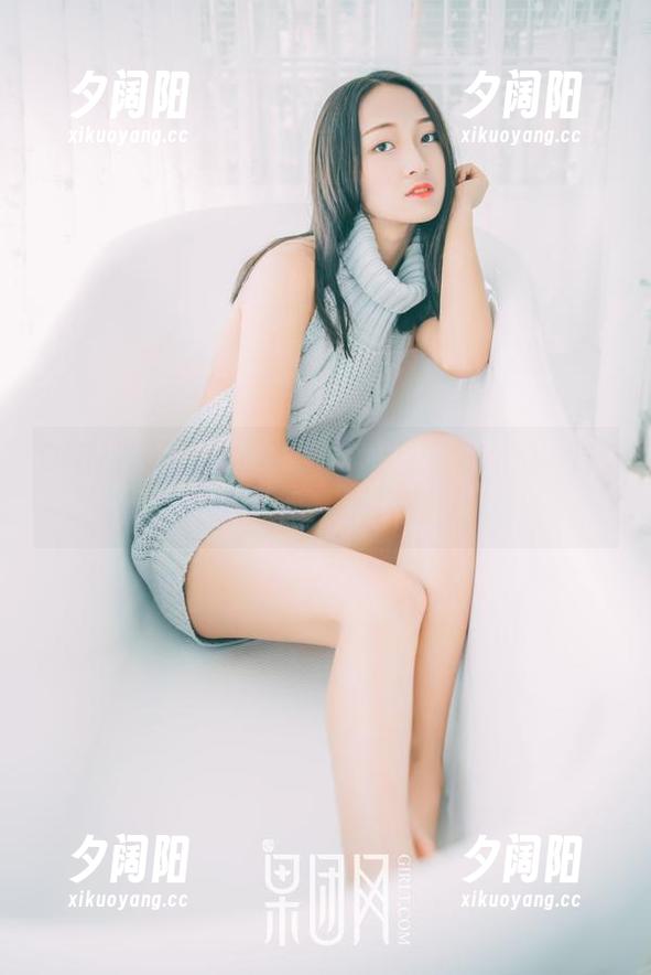 GIRLT果团网 - 浴室探险：看莫雅淇如何在水龙头下闪耀