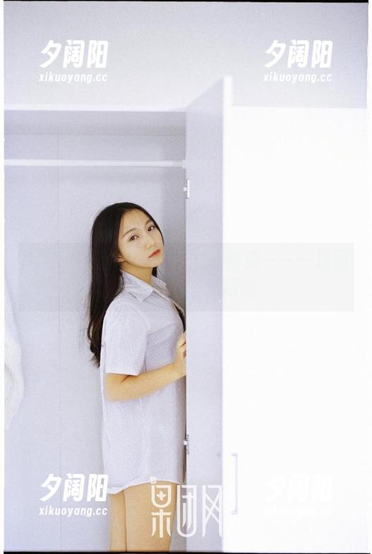 GIRLT果团网 - 白色的酸酱兔——一场图库资源的视觉探险