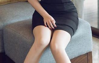 HuaYang花漾 – 在兔女郎的原图里，张思允Nice挑衅的眼神值得一看！