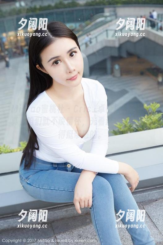 MiiTao蜜桃社 - Cris_卓娅祺的制服写真，咱们就不谈情怀，光看这组图片就觉得挺带感的。