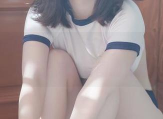 教室里的每一角落，与MyuA(뮤아)一同沉浸于高清套图的神奇