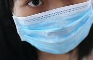 看吧，ROSI的专用泳装原图，胸口的弧度让我目不转睛。
