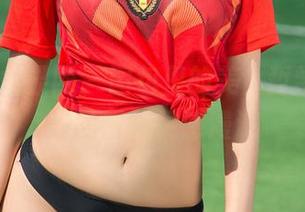 UGirls尤果网 – 图包里的美食哲学，颜美汐的厨娘灵感漫游