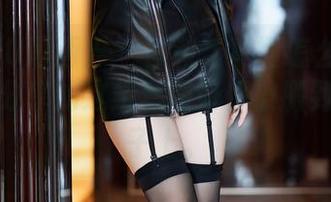 XIAOYU语画界 – 徐莉芝真懂怎么玩教室爱情，分享的这组套图好想被搬到自己桌子上。