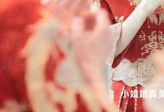 Xiuren秀人网 – 福利时刻：MOON嘉依的泳装写真，水花四溅的美丽！