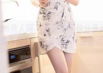 Xiuren秀人网 – 就是想和你分享冯木木的高清高跟鞋，毕竟鞋子也会说话呀！