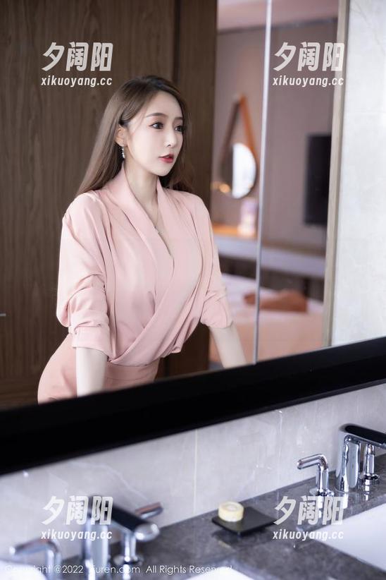 Xiuren秀人网 - 我的网盘开锁密码是：糯美子mini的蕾丝黑丝与粉色衬衫，这都是值得一辈子珍藏的羡慕款！