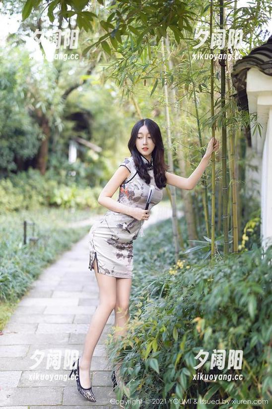 YouMi尤蜜荟 - 白裙映心事，Carol周妍希的图册居然让我想到了那本没读完的书。