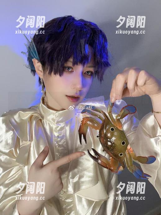 原图在手，Zyra秋和她的路易九世旗袍活过来啦，在线的话题好像又抬杠了。