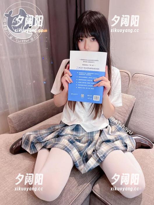 online，at鲨鱼的“死库水”作品，水还在流，人已上线。