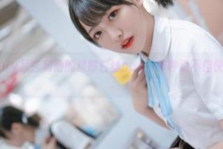 关于lovely呆玄和他的过膝白丝cos，有种说不但快感的微妙～