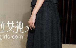 克拉女神 – 遇上瑞莎，浴室私拍的原图光影奇遇记！
