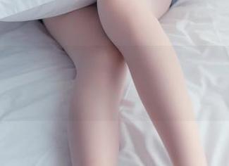 兔玩映画的绿T恤白鞋少女合集，资源会不会让你流连忘返呢？
