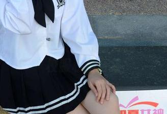 初夏女神 – 在秋冬里说你爱我——安妮的校服私拍合集
