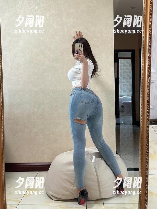 微密圈 - 美图在线：奶宝妹纸偷来的紫色韵味，真让人想把她的照片印到墙上！