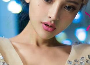 尤果网 – 美足加持，倪叶腾高清壁纸让你目不转睛