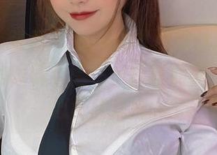 微密圈 – 张思允nice的礼服黑丝精选，恰到好处的暧昧氛围——此时此刻，我的内心小鹿乱撞。
