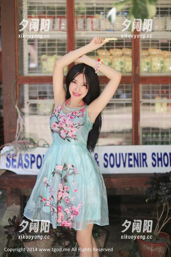 推女神 - 家里不只是一面墙，琪琪qlql的居家写真壁纸让你重新定义！