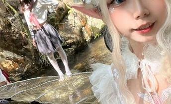 一双美脚，买一送一？不，这里是无颜小天使wy的免费套图，随便看，不收钱！