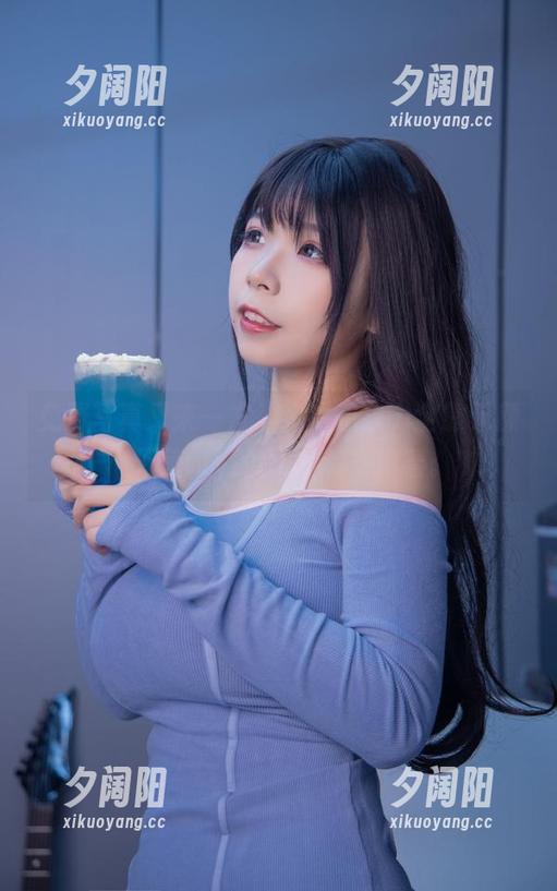 免费写真又来一发，我的想象力全靠无颜小天使wy的OL套装支撑着。