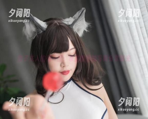 杏子夫人的另一面：家庭教师的写真分享时光