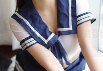 模范学院 – 然后你就来到了小奶瓶呜呜的长腿图包，放心，光线不会打扰到你，它很安静。