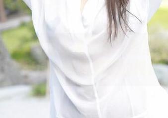 模范学院 – 图集听说只在白色里能找到灵魂？来试试欧阳美萱的纯白！