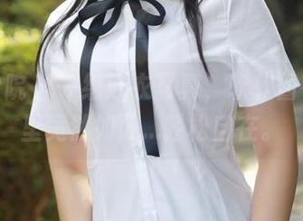 模范学院 – 一组泳衣写真，软软酱在高清里竟然如此…轻松自在。
