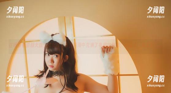 在线看看甜糖大魔王的女孩写真，脑海中充满了有趣的联想，不说了，想太多了。