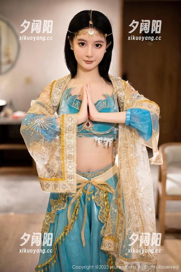 秀人网 - 安琪的私房浴缸秀：泡澡照射出一片欢乐水花！几乎快成水上乐园！