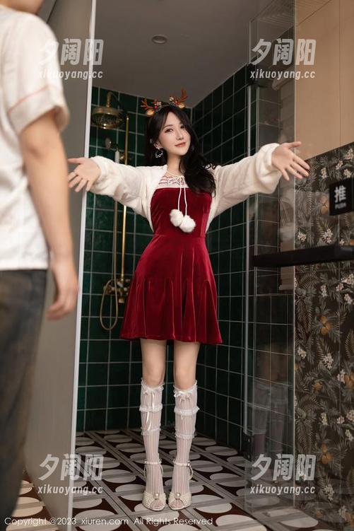 秀人网 - 幼幼的双人秀，无圣光就算了，套图技术也太精湛了吧！