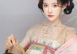 秀人网 – 曼柔的高清画面，作品中隐秘剧情如烟雾缭绕！
