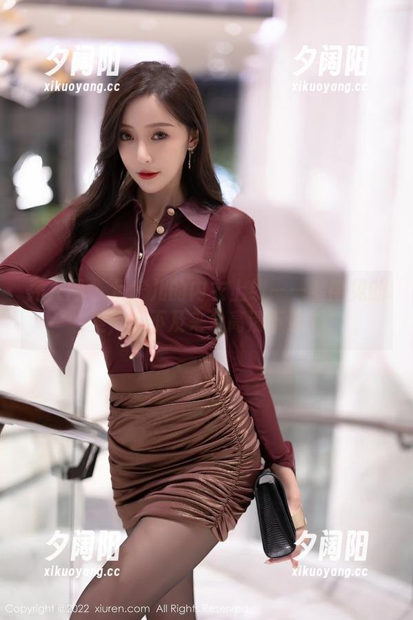 秀人网 - 月酱儿的内衣上线——看得见的美，等不及来个高清下载！