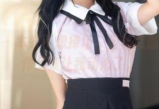 秀人网 – 本来不想捧场，但林悠悠的套装作品集让我动心了。