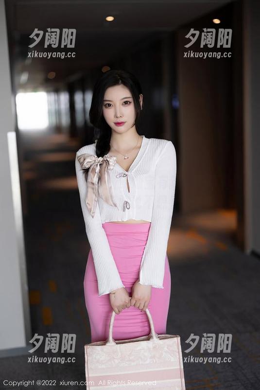 秀人网 - 等不及啦！灿宝有新女王写真更新，谁还敢说不想看？