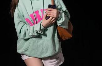 秀人网 – 下载白沫的水手服美图：无意间抓住的夏天呢