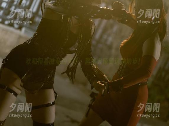 秋和柯基的私拍大作，居然火辣到这种地步！
