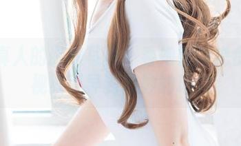羊大真人的厨娘写真：看她如何把食材和视线引导到微妙的地方