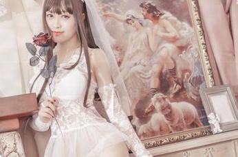 脱尾巴Mizuki的自由泳：cos的原图和满满的欢乐泡泡