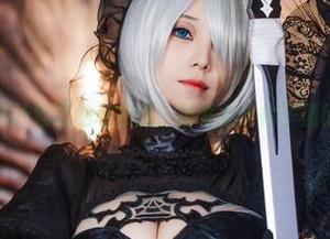 穿越到蜜汁猫裘的私拍图：那件女仆裙子值得二刷！
