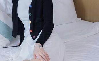 袜啵啵 – 小沫出品，白棉袜免费合集，看得我都想自己也来一双！
