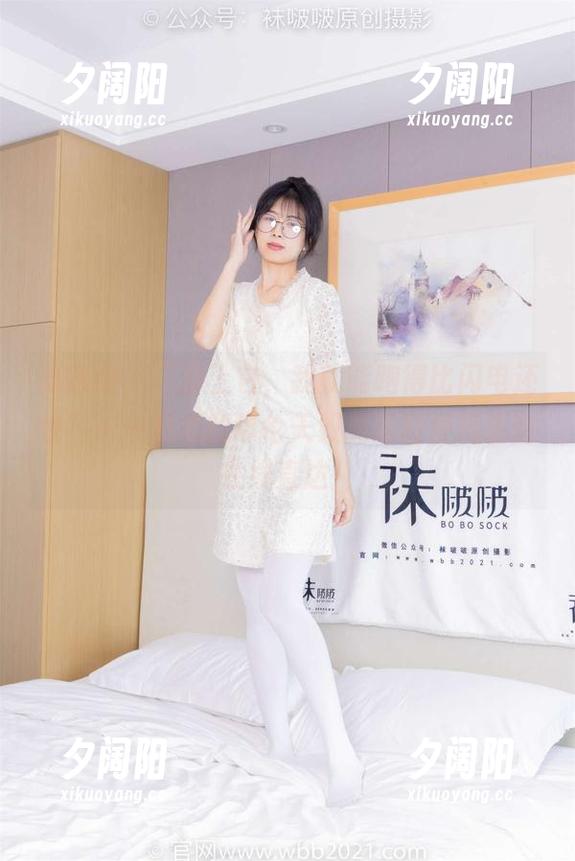 袜啵啵 - “穿上它，我就能跑得比闪电还快”——思思的华伦天奴高跟鞋使用指南在线直达！