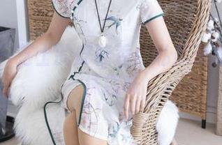 袜啵啵 – 芝士的皮鞋秀：私房美图中那一抹趣味
