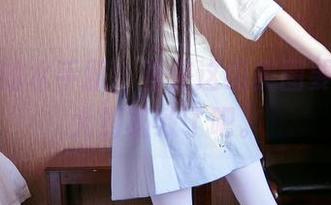 西尔酱的水手服，看来这组美图要被我放大到极致了吧。