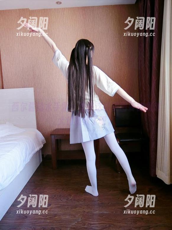 西尔酱的水手服，看来这组美图要被我放大到极致了吧。