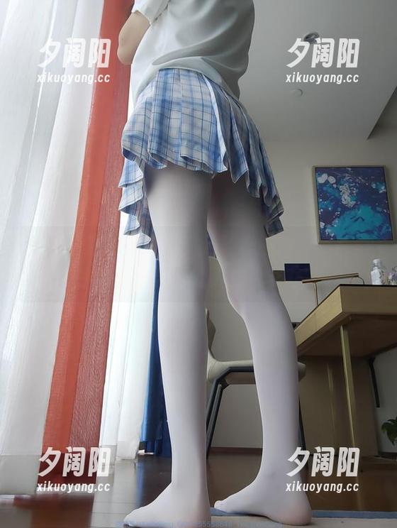 西尔酱的瑜伽之旅，无圣光加持，图片里的每个姿势都让人想入非非。