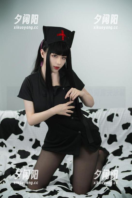 起起子vvvv的美图分享，黑马需库夫泳装上联想起来的那些小期待！